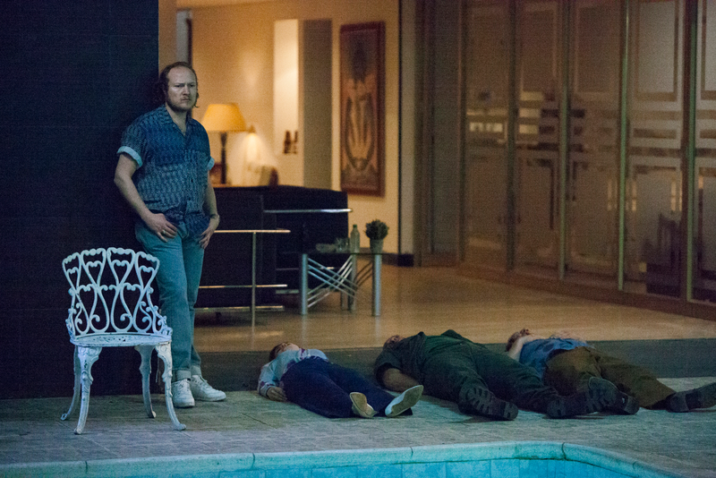 Juan Sebastián Calero as Navegante (Photo: Juan Pablo Gutierrez/Netflix)